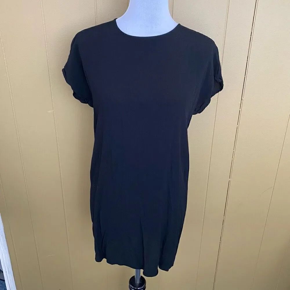 Madewell women XS short sleeve button back mini shift dress black